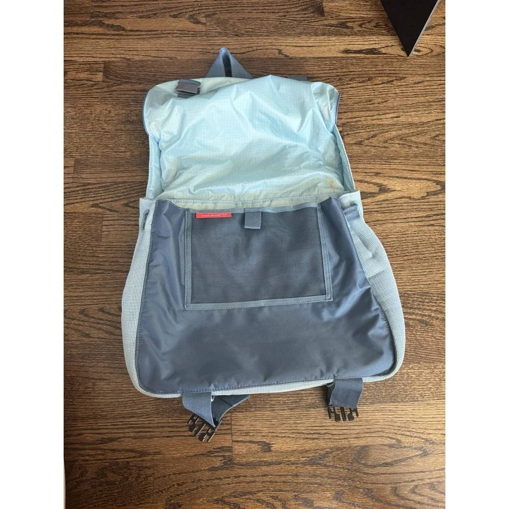 Nike Sportswear Essentials Unisex Blue‎ Messenger Bag